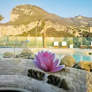 https://luxury-1-bedroom-studio-ocean-spa-plaza.es-andalucia.com