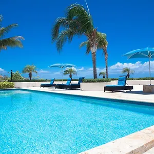 https://la-vista-azul-lovely-spacious-condo-close-to-grace-bay.comcaribbean.com
